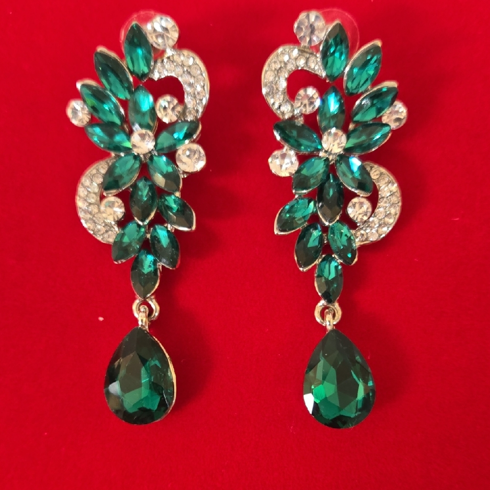 Elegant Faux Emerald and Rhinestone Pierced Drop Earrings